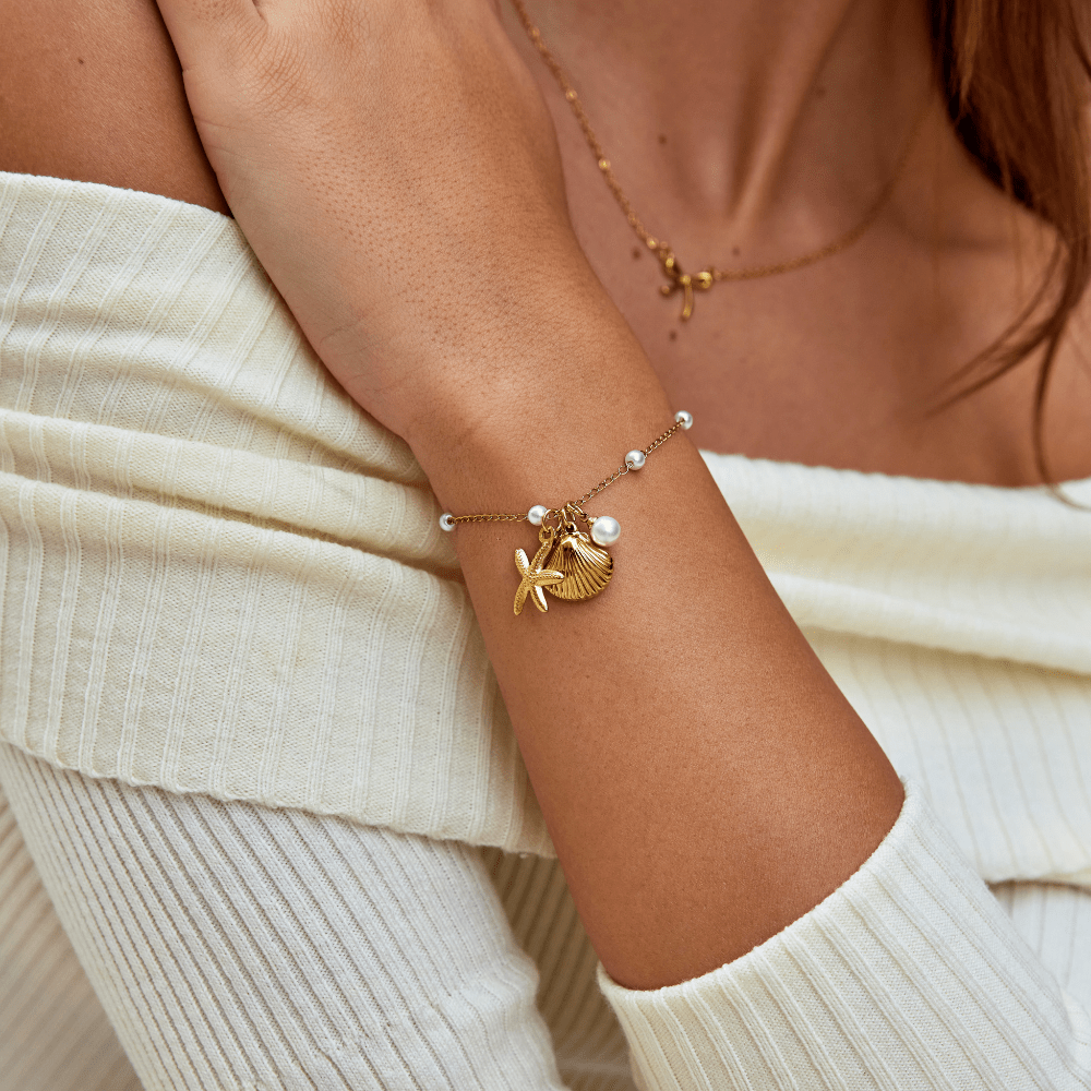 Aria Shell Charm Náramek